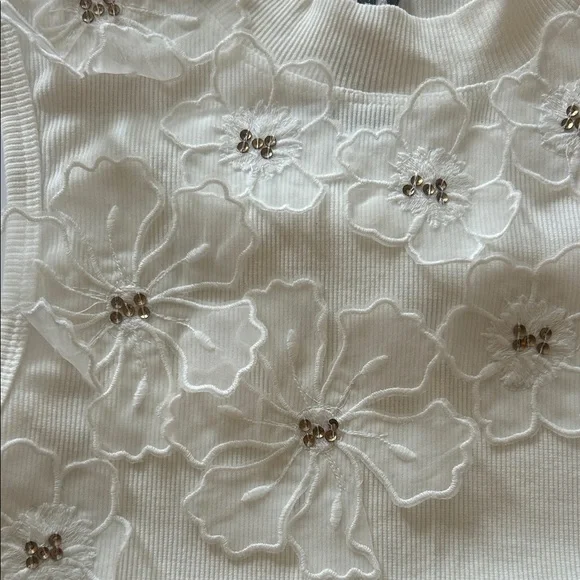 Anthropologie Elegant White Floral Sleeveless Top - Picture 6 of 6